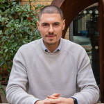 PROFILE_IMAGE/ek2viBoVZBFq5hds6VD6zHVOBJ31jH9ElgGWiTAL.jpg